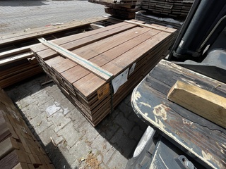 Ca. 95x Guyana Ipé hardhouten planken, 21x145mm, lengte 185cm